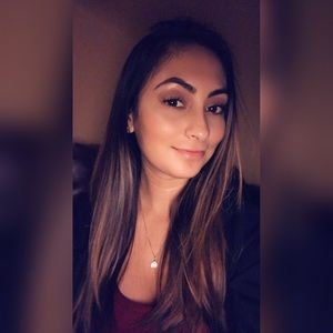 Meet your Posher, Lorena